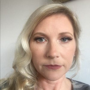 Meet your Posher, Natasha